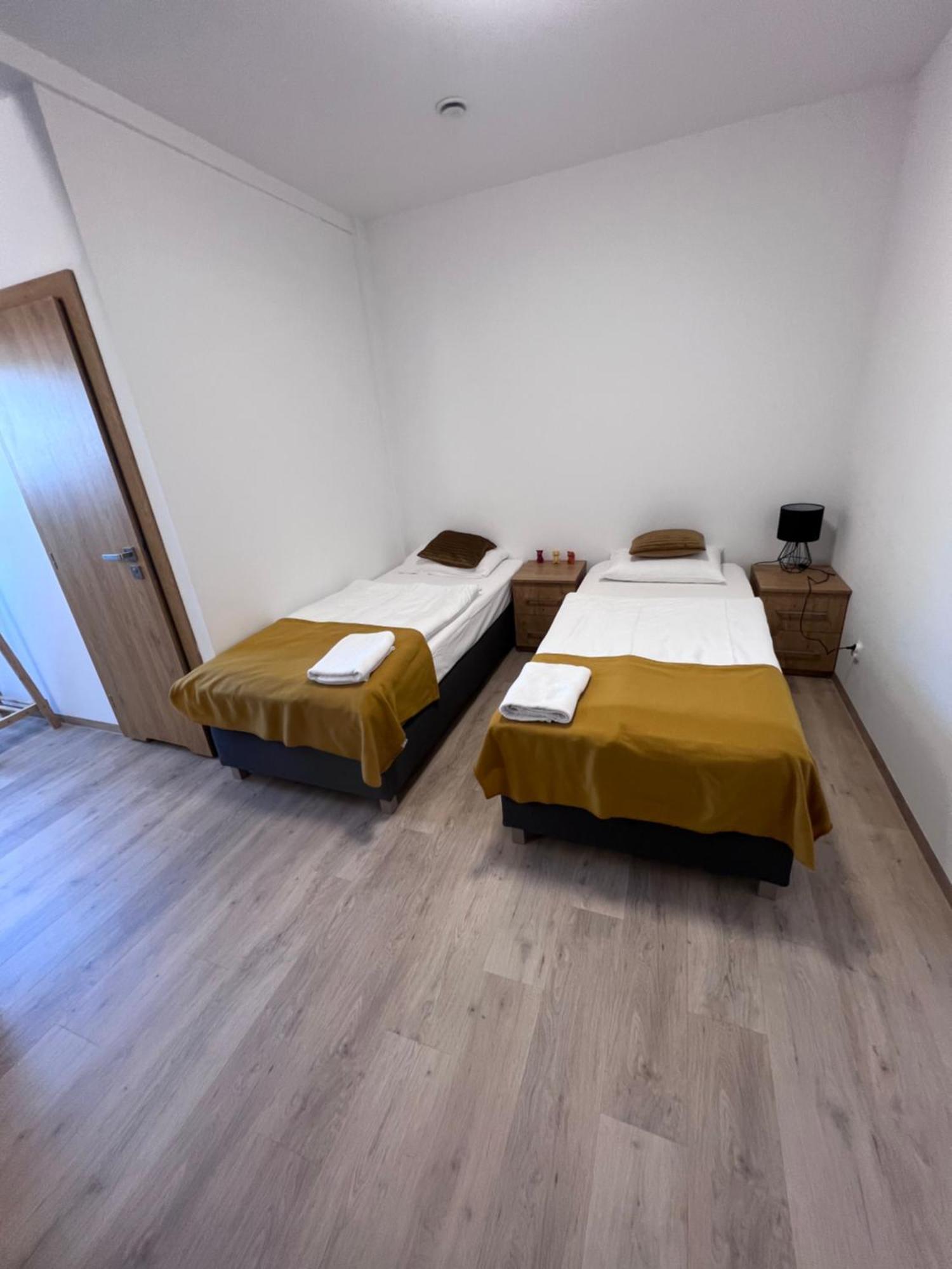 Apartamenty Divemed Jelenia Gora Bagian luar foto